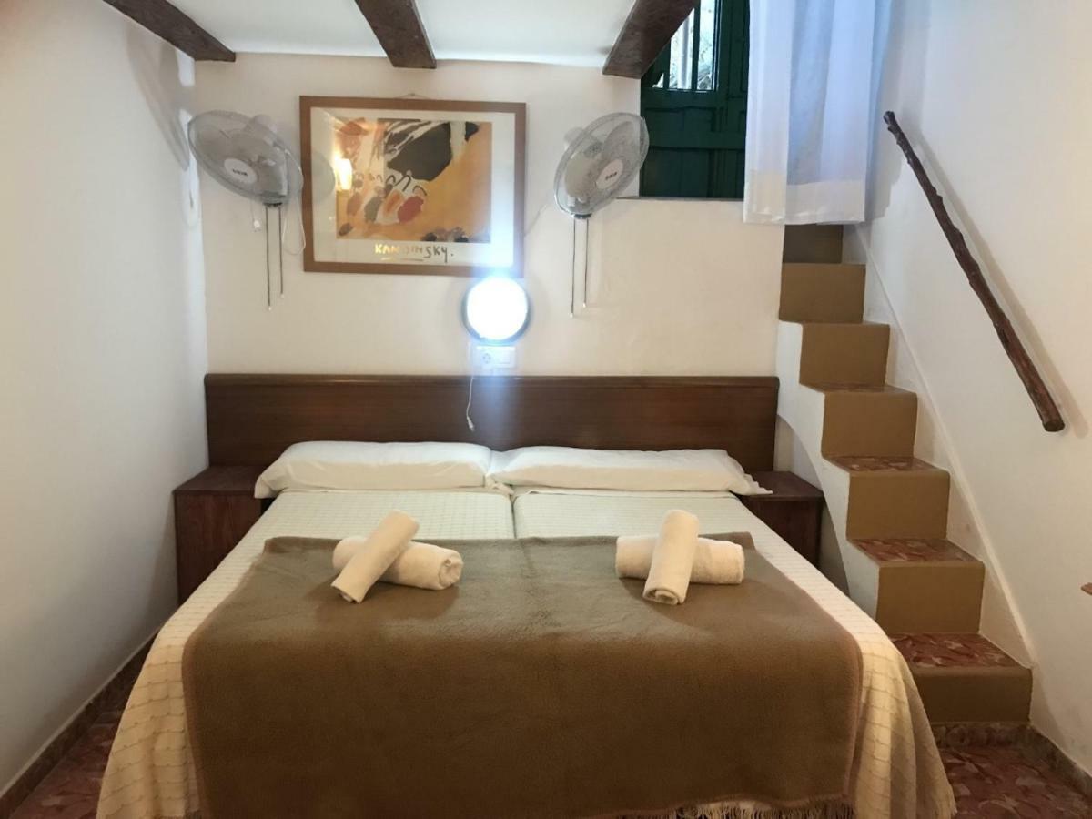 Casa De Huespedes La Pena Hotel Ibiza Town Ngoại thất bức ảnh